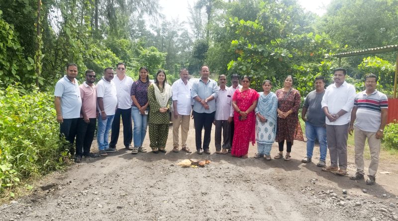 नागाव-बदामी बीच रस्त्याच्या काँक्रीटीकरणाला सुरुवात